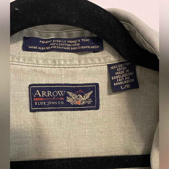 Men’s button up - L - Picture 2 of 4